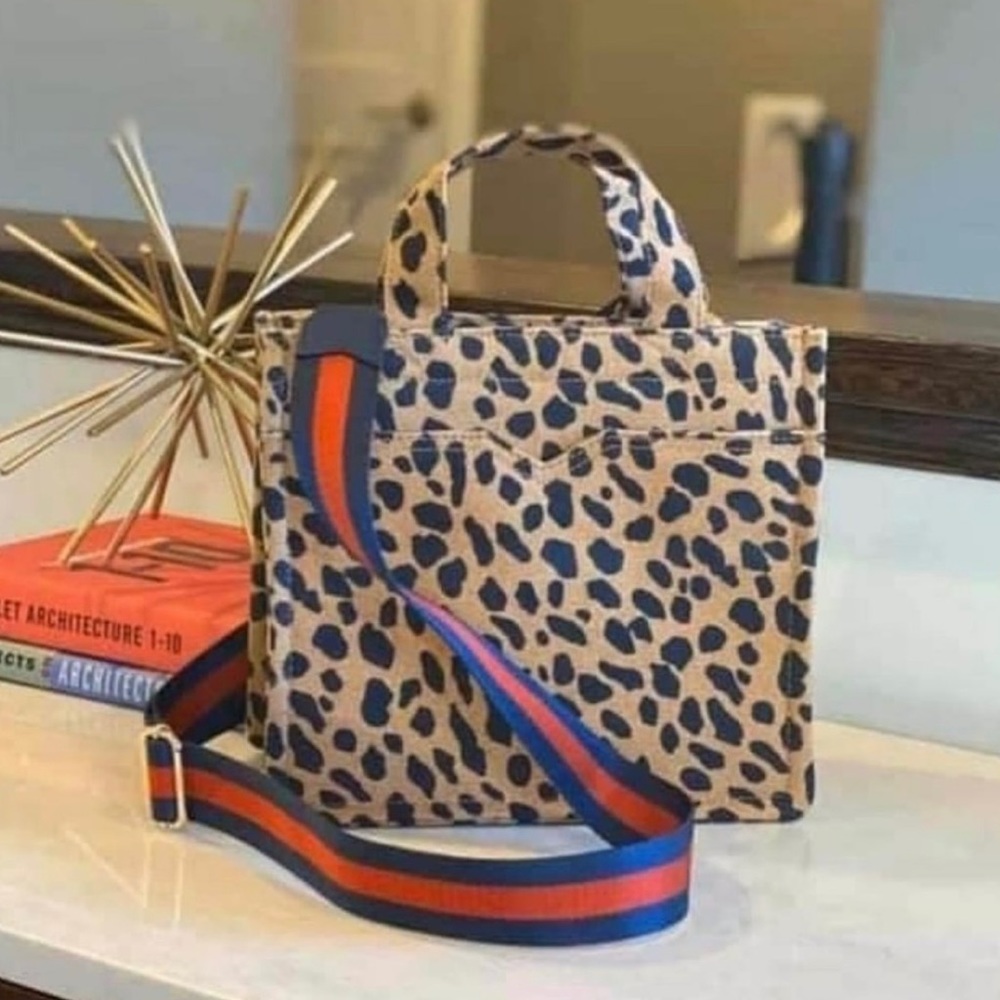Stella & Dot Leopard Mini Game Changer crossbody bag